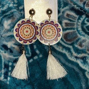 Cute tassel earnings